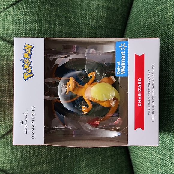 Pokemon Charizard Hallmark Ornament - Picture 1 of 3